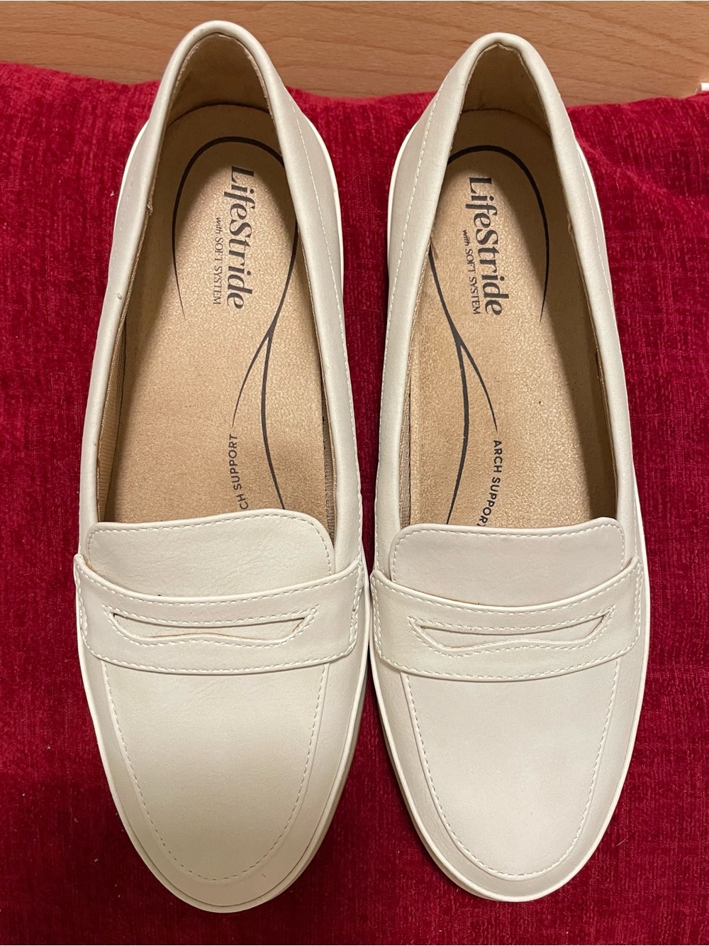 Life Stride Women’s Cream Slip-On Loafers